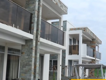 Silver House_2